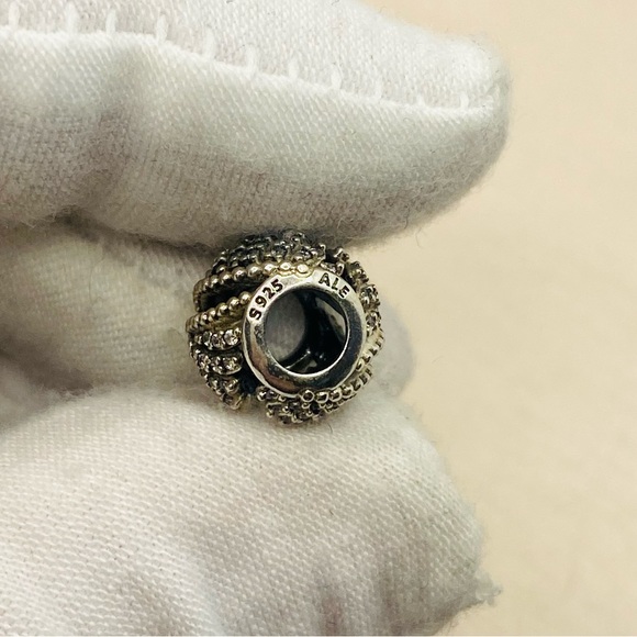 EUC Pandora 791749CZ Sterling Silver Majestic Feathers Openwork Charm w/ CZ's - Picture 9 of 11